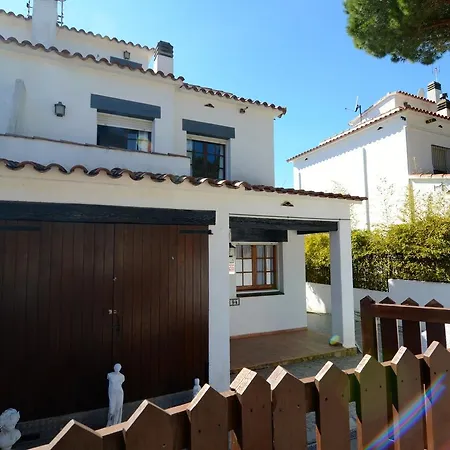 Avinguda Montgo L' Escala